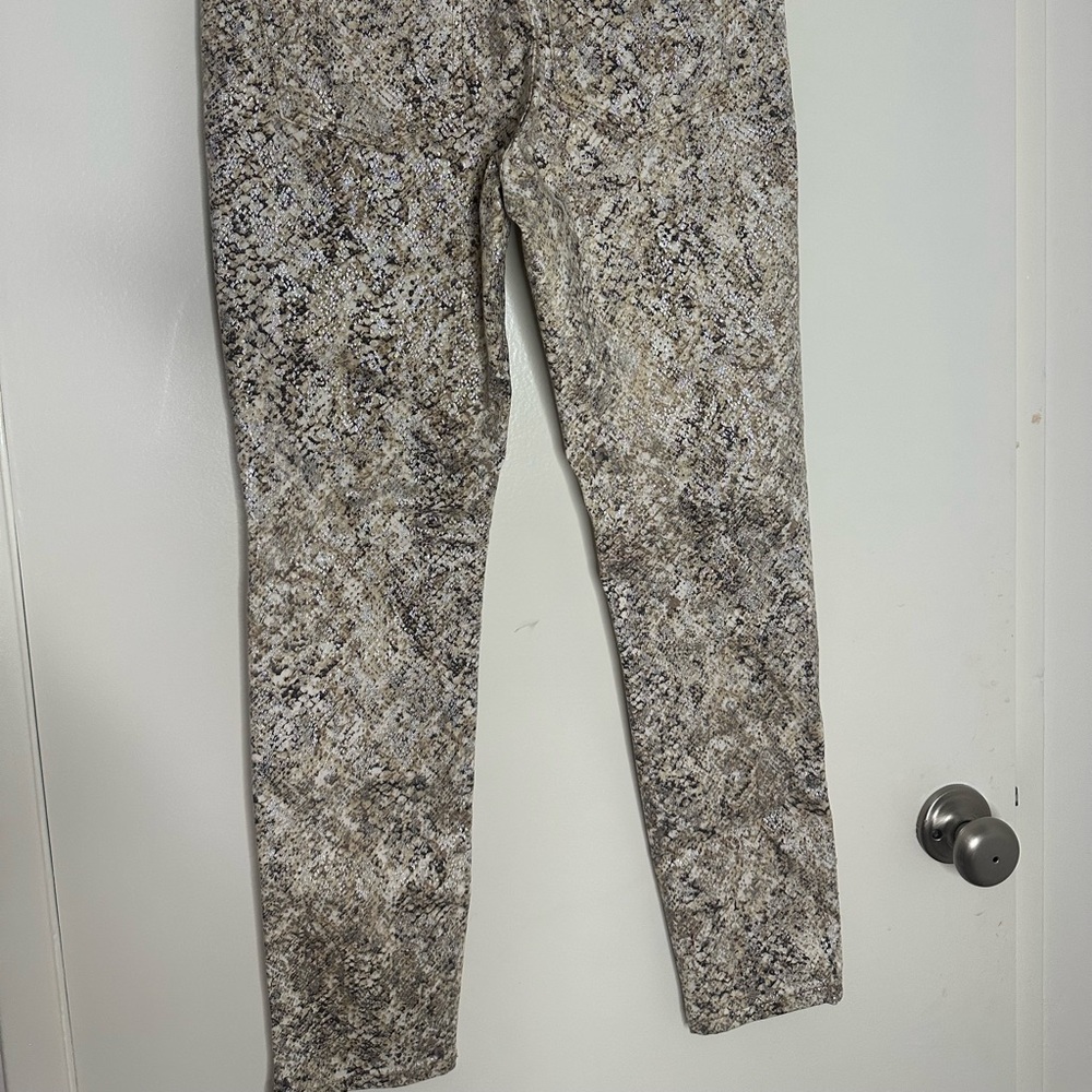 New Express Skinny Mid Rise Jeans - Picture 4 of 6